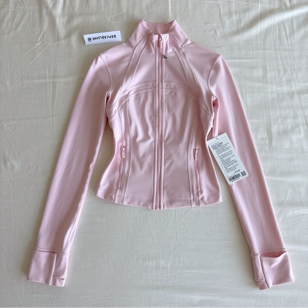 🚫 Sold - Lululemon Define Cropped Jacket *Nulu Strawberry Milkshake Size 4 - Picture 3 of 17